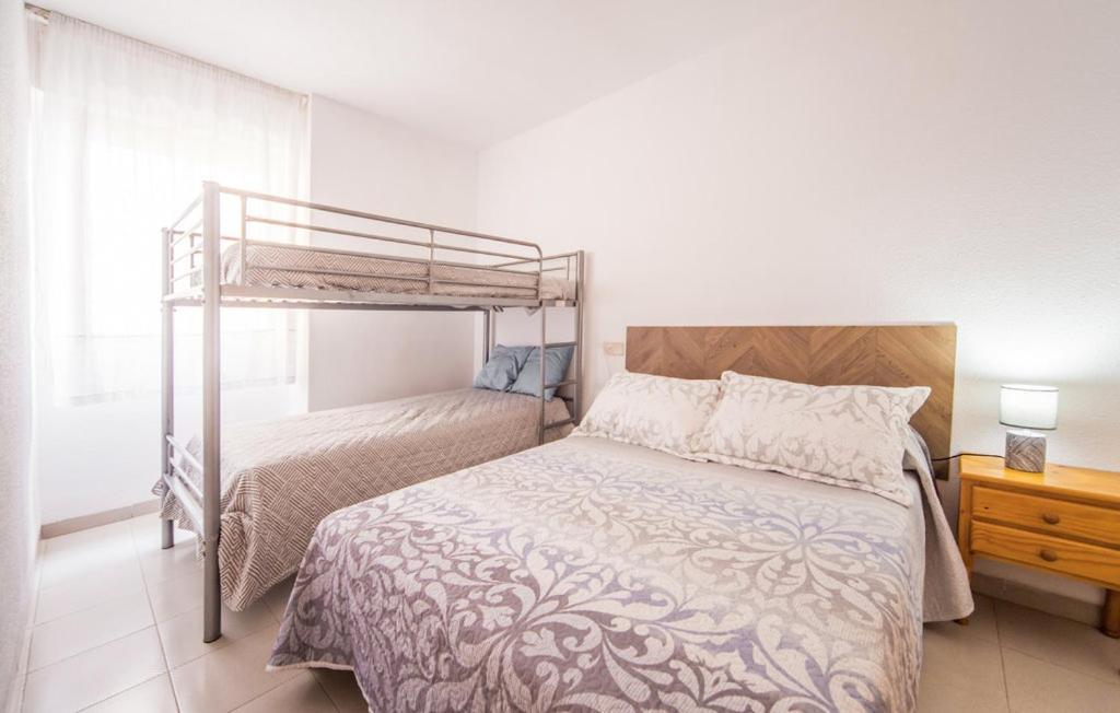 Stunning Apartment In オロペサ・デル・マール エクステリア 写真