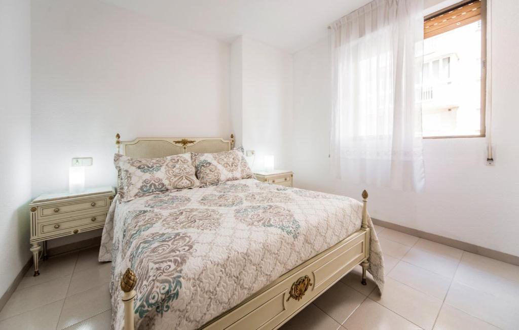 Stunning Apartment In オロペサ・デル・マール エクステリア 写真